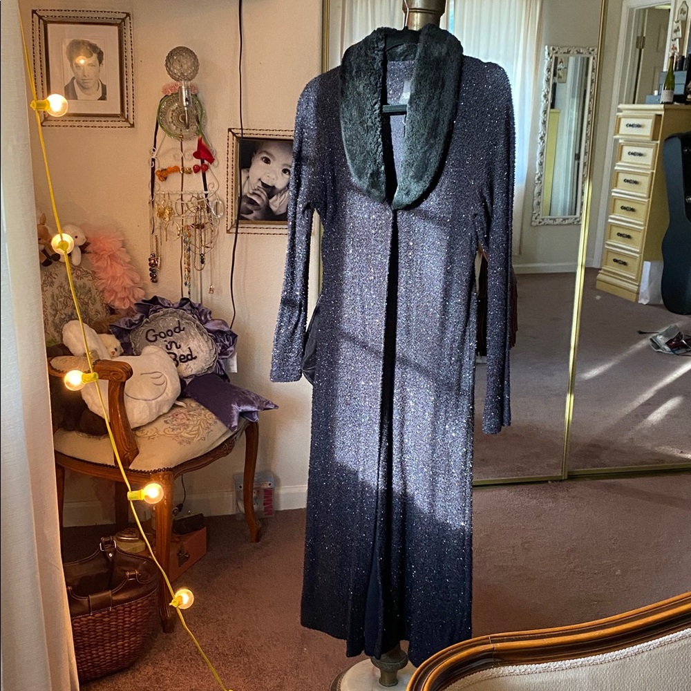 Vtg 90s Whimsigoth Black Sparkly Fur Collar Duster (M)